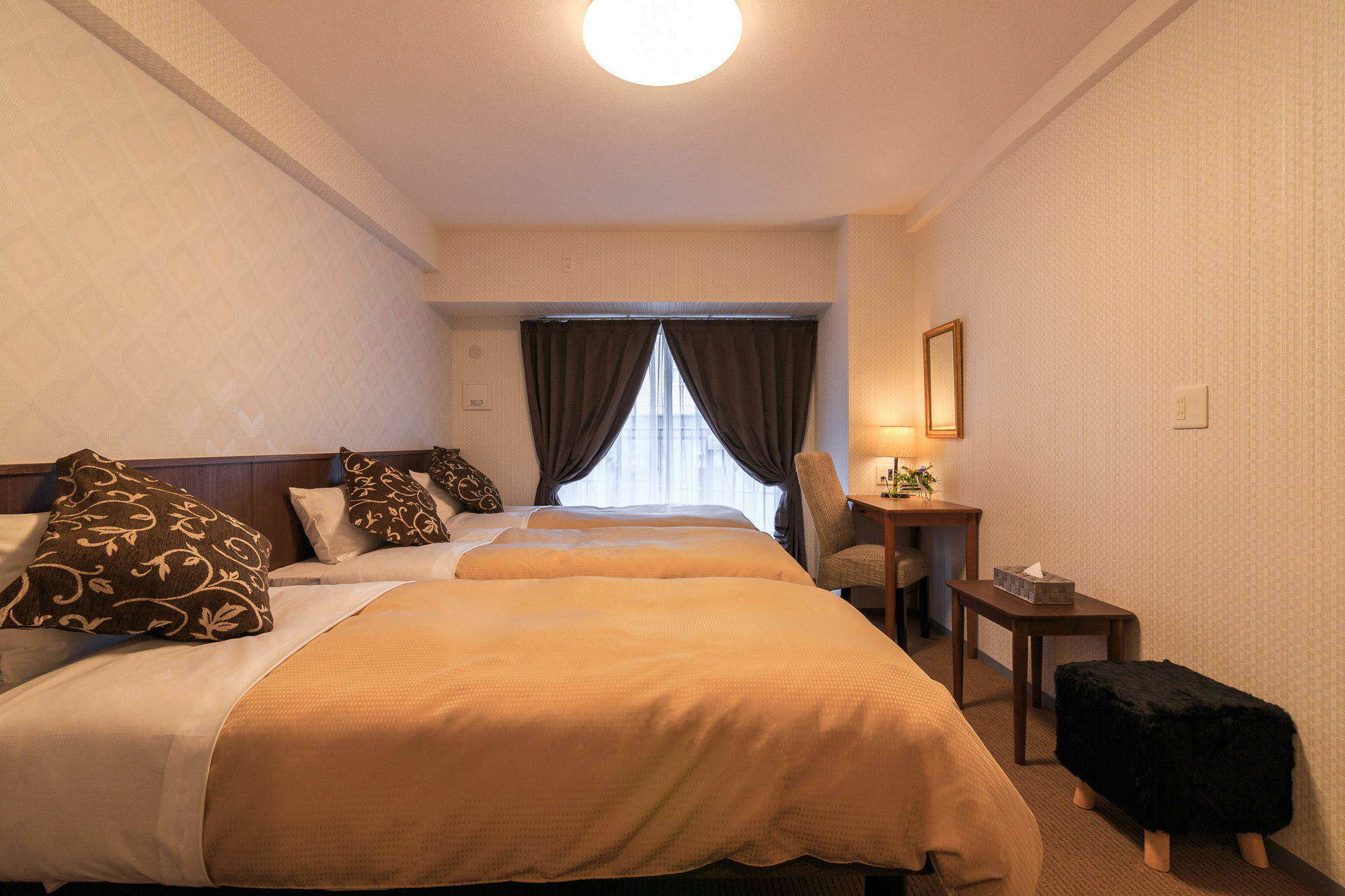 Hotel Quartz Shin-Осака Экстерьер фото